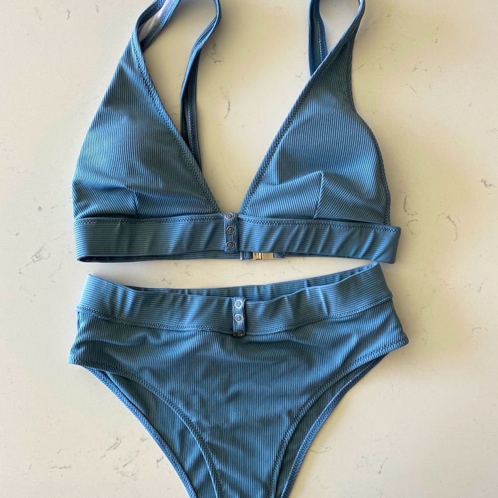High waisted bikini - NEVER WORN